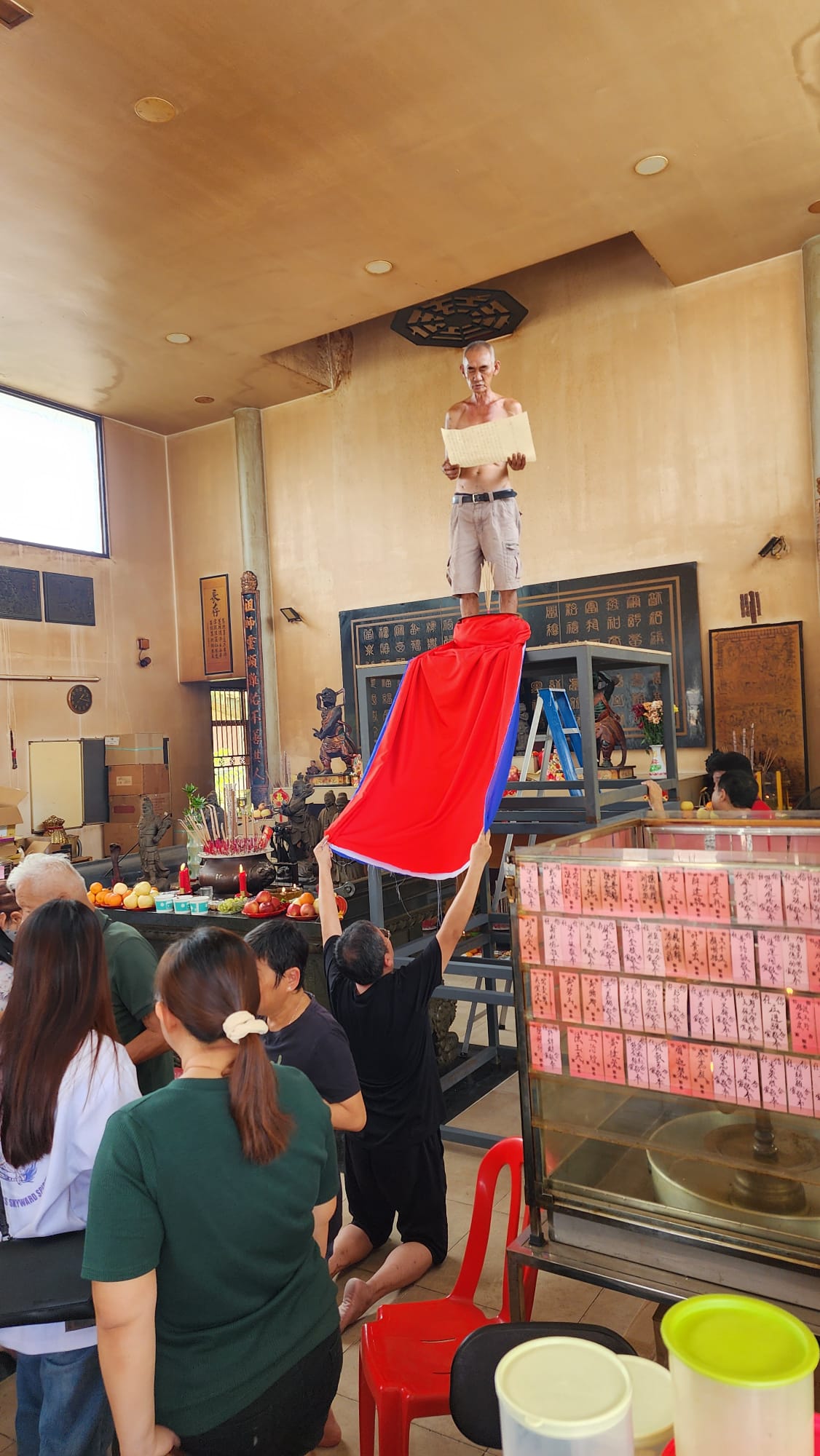 Visit to Qinglong Gong (清龙宫), Petaling Jaya, Malaysia - Gaozhou Liuren tradition temple
